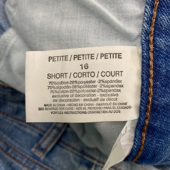 Bandolino Mandie Straight Leg Women's size 16PS Medium Wash Blue Denim jeans   G - Picture 4 of 4